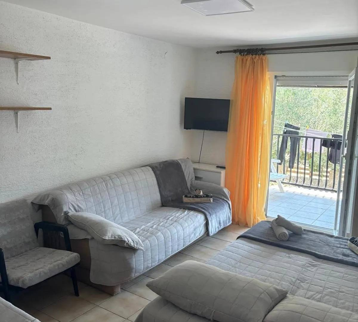 Gostinjska kuća Apartmani Santek
